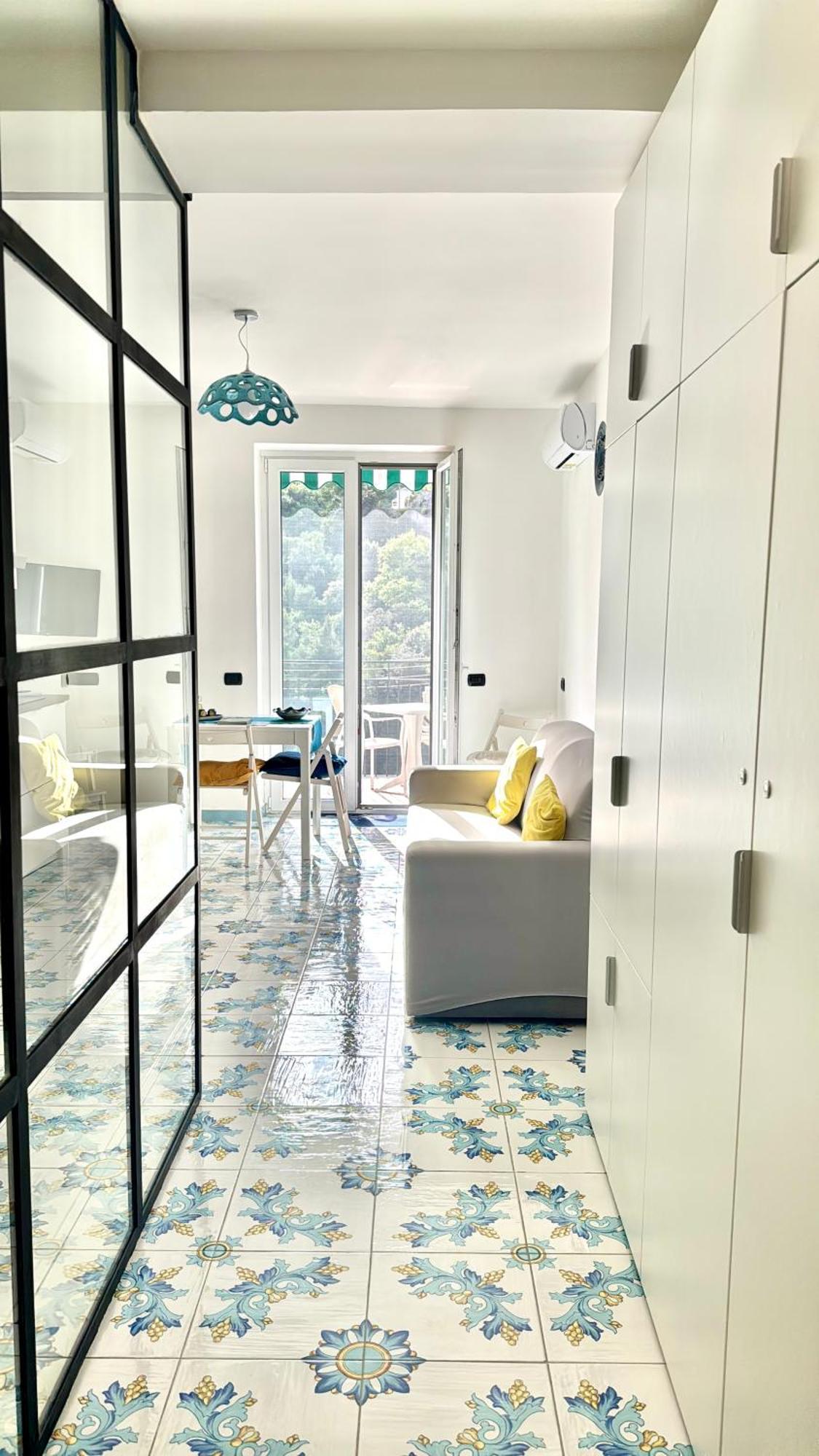 Panoramic Flat Amalfi Coast - Sea View 1 Apartment Vietri sul Mare Exterior photo